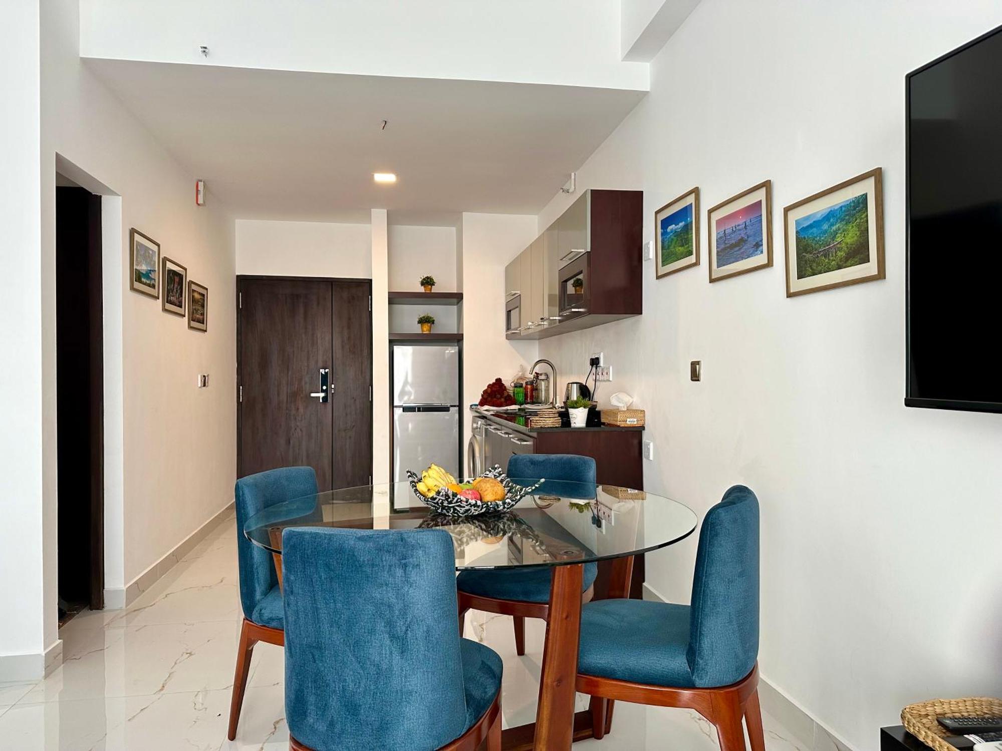 Ocean Breeze Hotel Residencies Britlanka Apartments Negombo Exterior photo