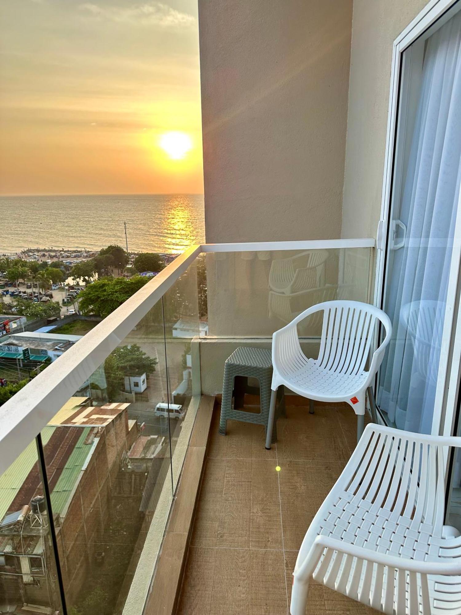 Ocean Breeze Hotel Residencies Britlanka Apartments Negombo Exterior photo