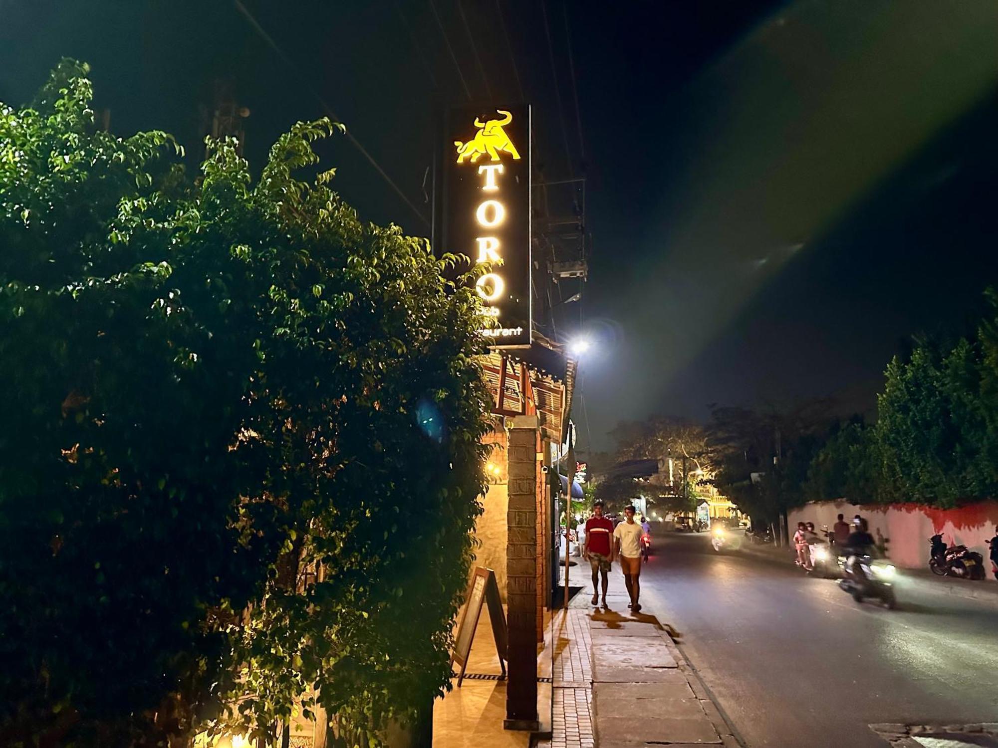 Ocean Breeze Hotel Residencies Britlanka Apartments Negombo Exterior photo